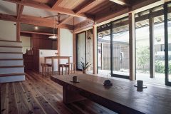 山東の家 内観3