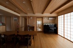 石原町の家 内観2